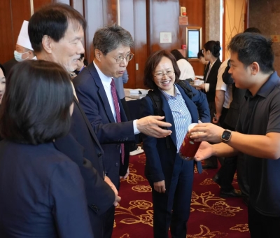 中韓地方政府交流研討會(huì) 仙客來(lái)靈芝受邀參加 —展現(xiàn)中華靈芝文化 增進(jìn)中韓友好交流